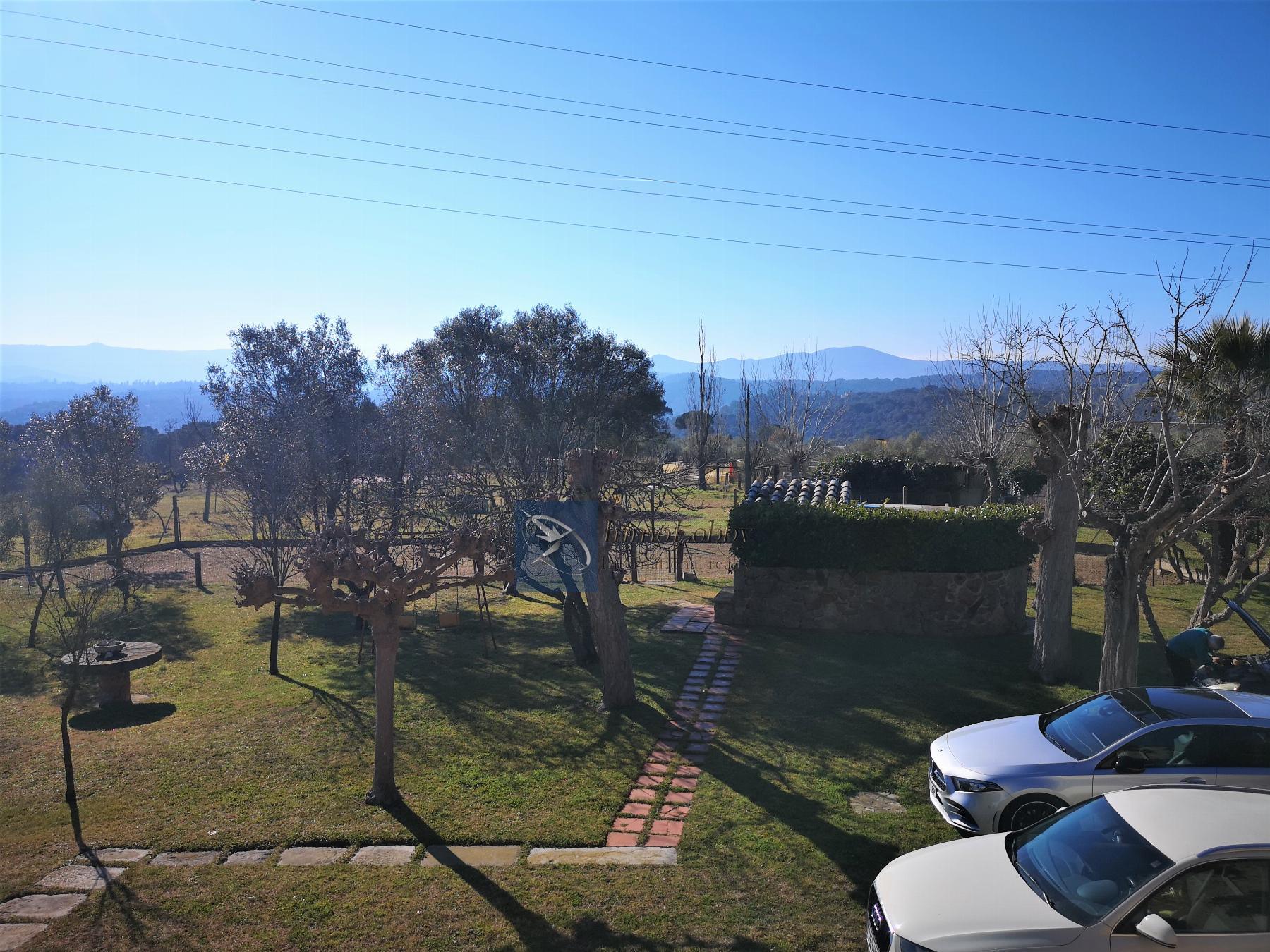 For sale of house in Llagostera