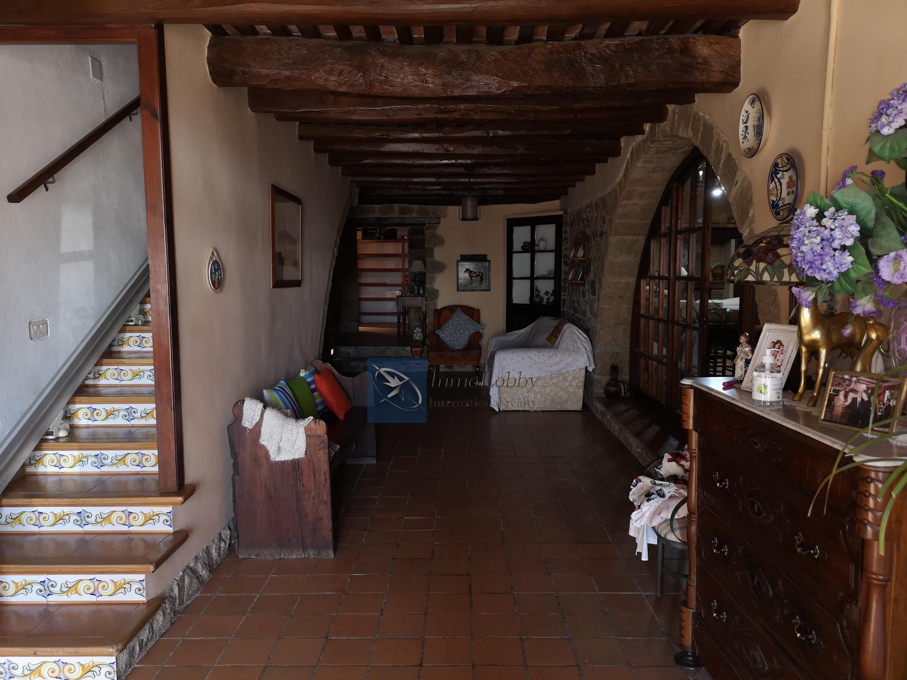 For sale of house in Llagostera