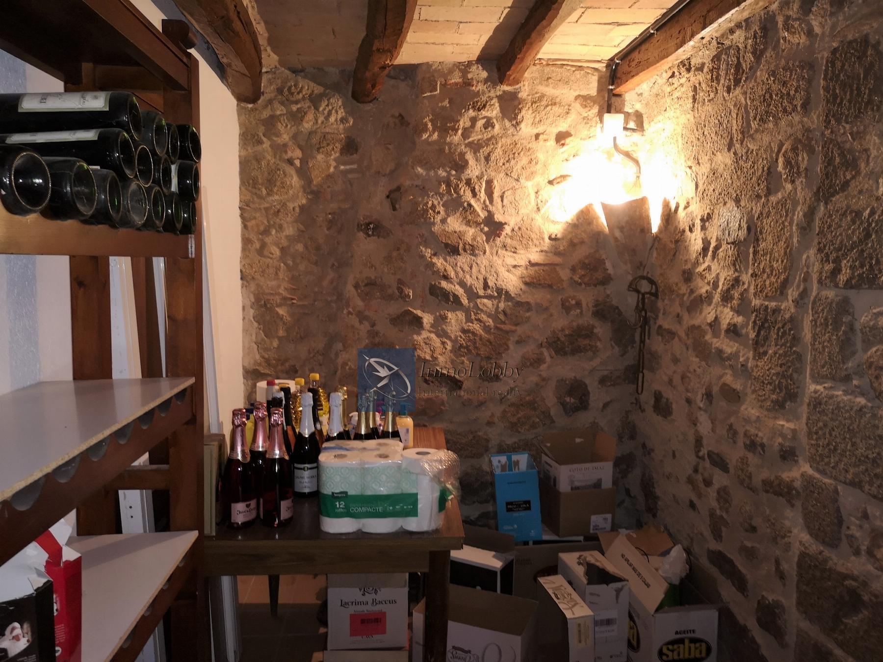 For sale of house in Llagostera