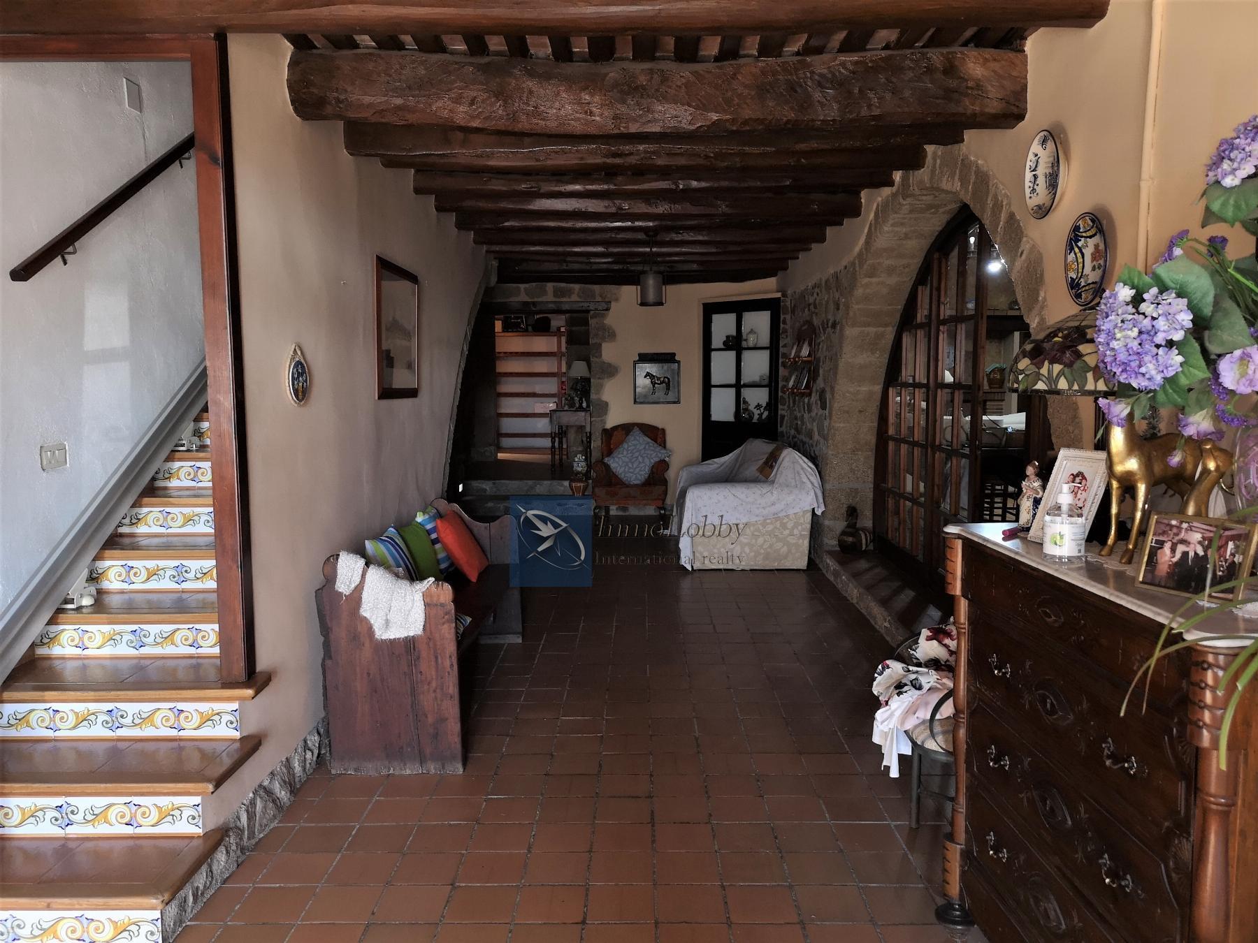 For sale of house in Llagostera