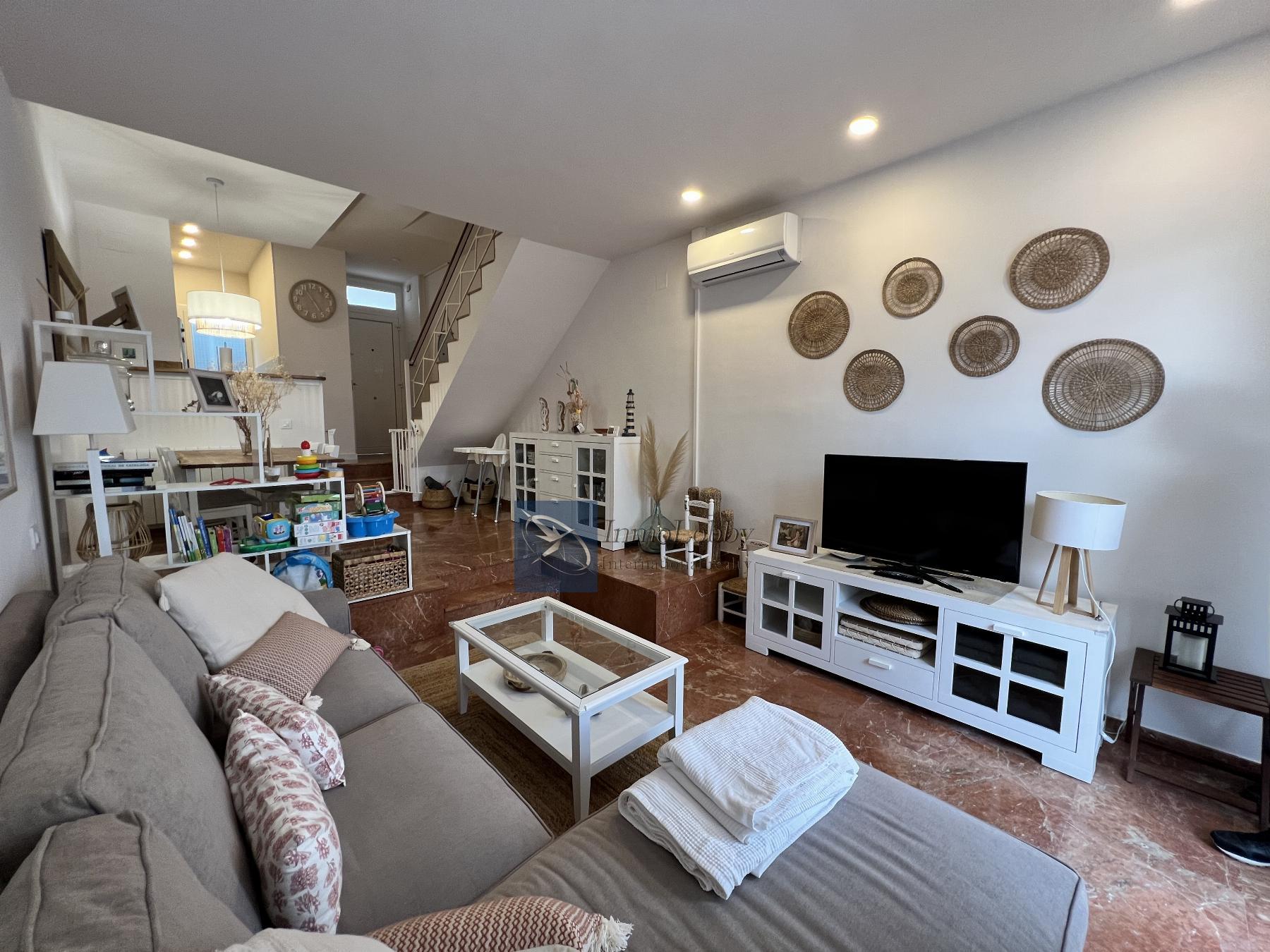 Miete von appartement in
 S´Agaro