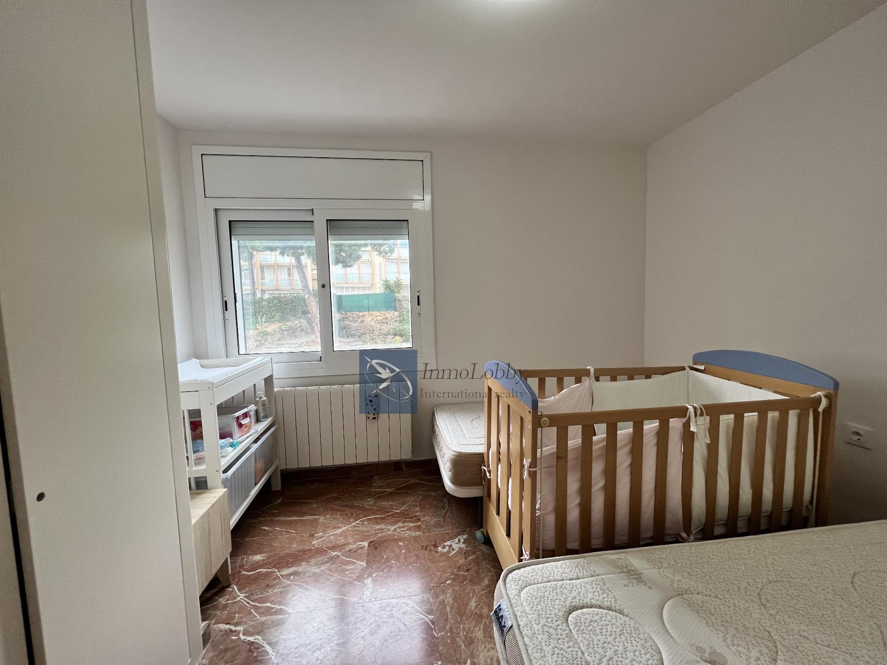 Miete von appartement in
 S´Agaro