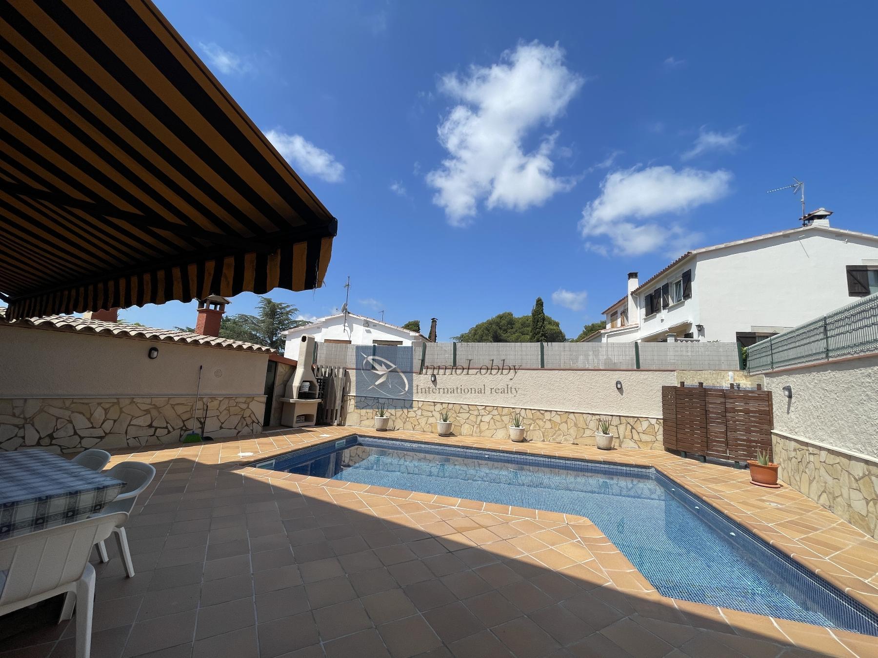 Venda de xalet a Castell d´Aro