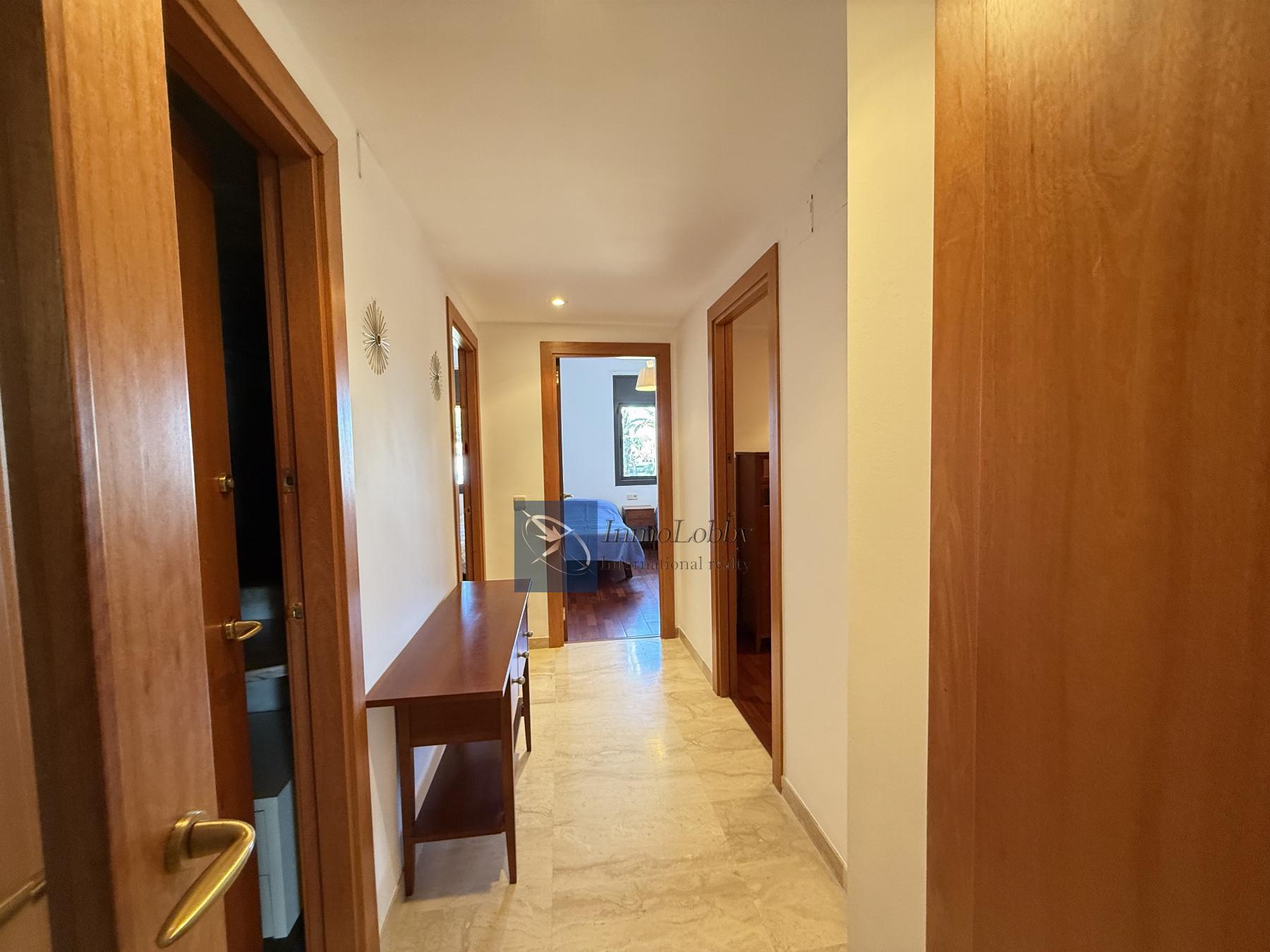 Продажа от

 Апартаменты на Castell-Platja d´Aro