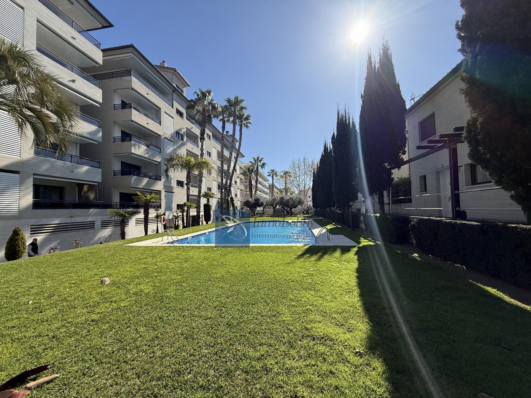 Продажа от

 Апартаменты на Castell-Platja d´Aro