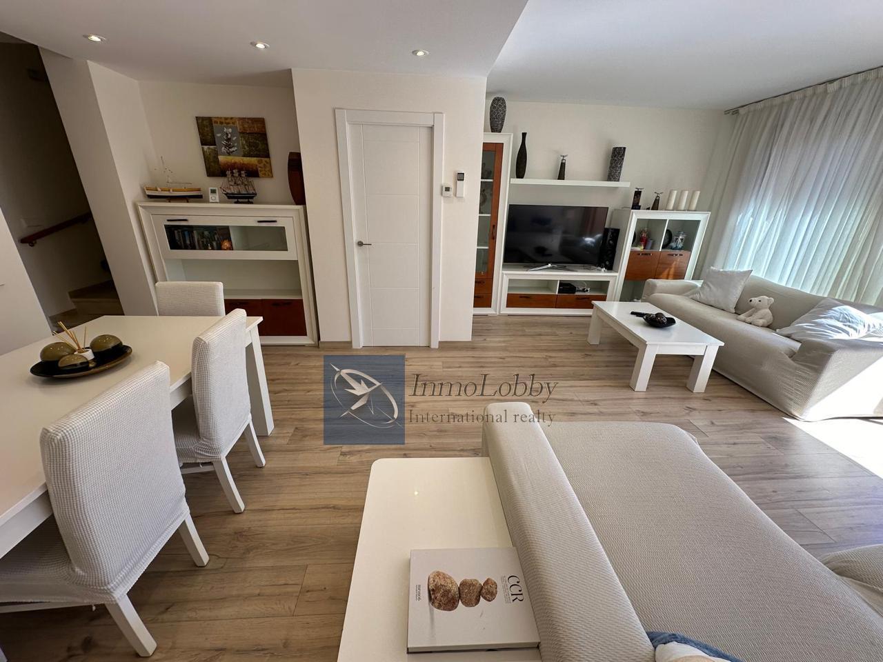 Venta de casa en Sant Feliu de Guíxols
