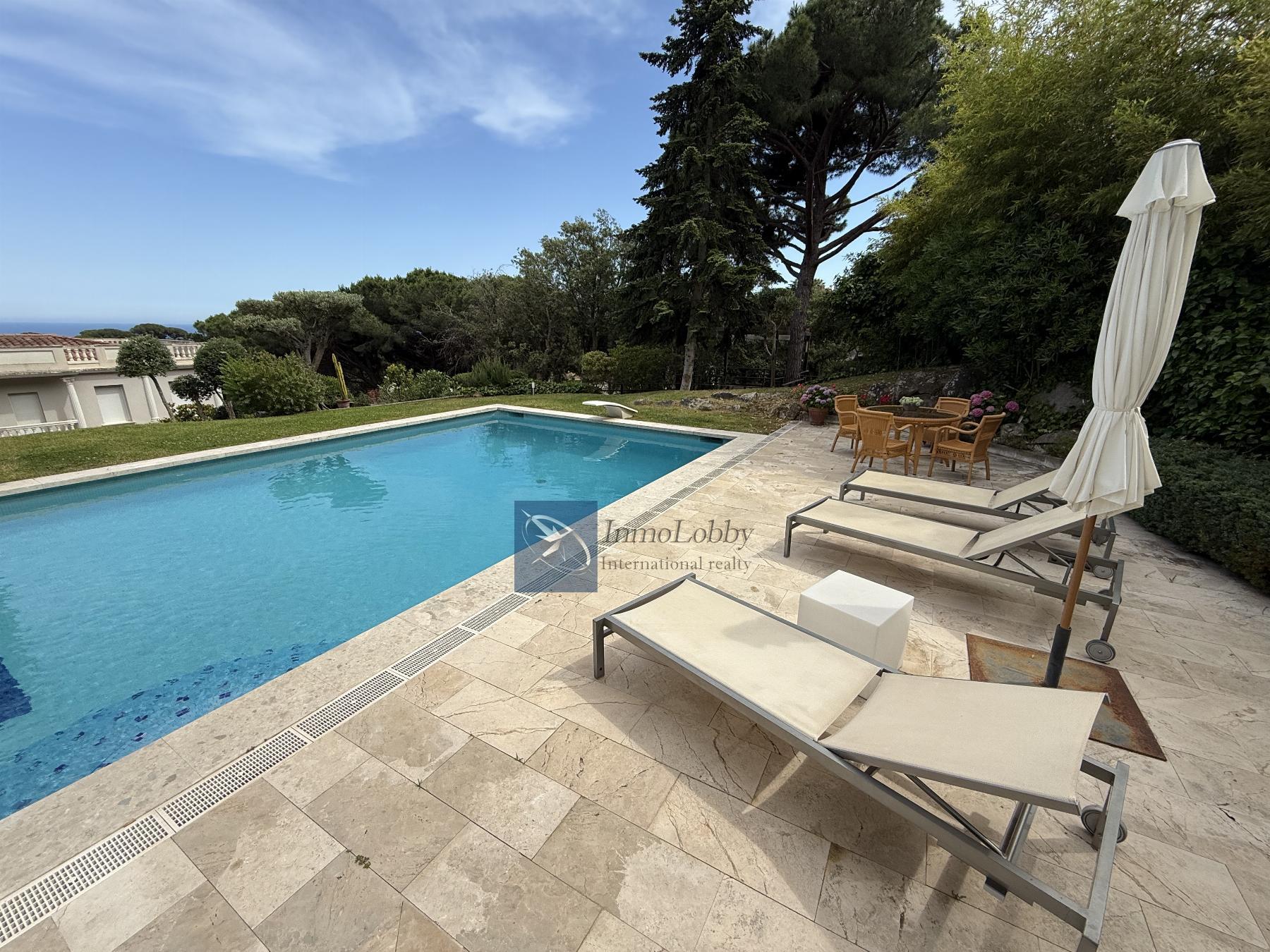 For rent of house in Castell-Platja d´Aro