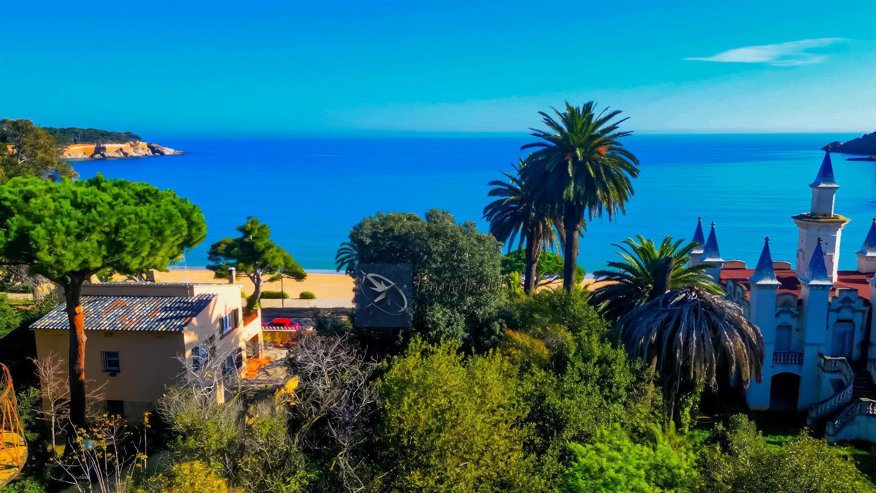 For sale of house in Sant Feliu de Guíxols