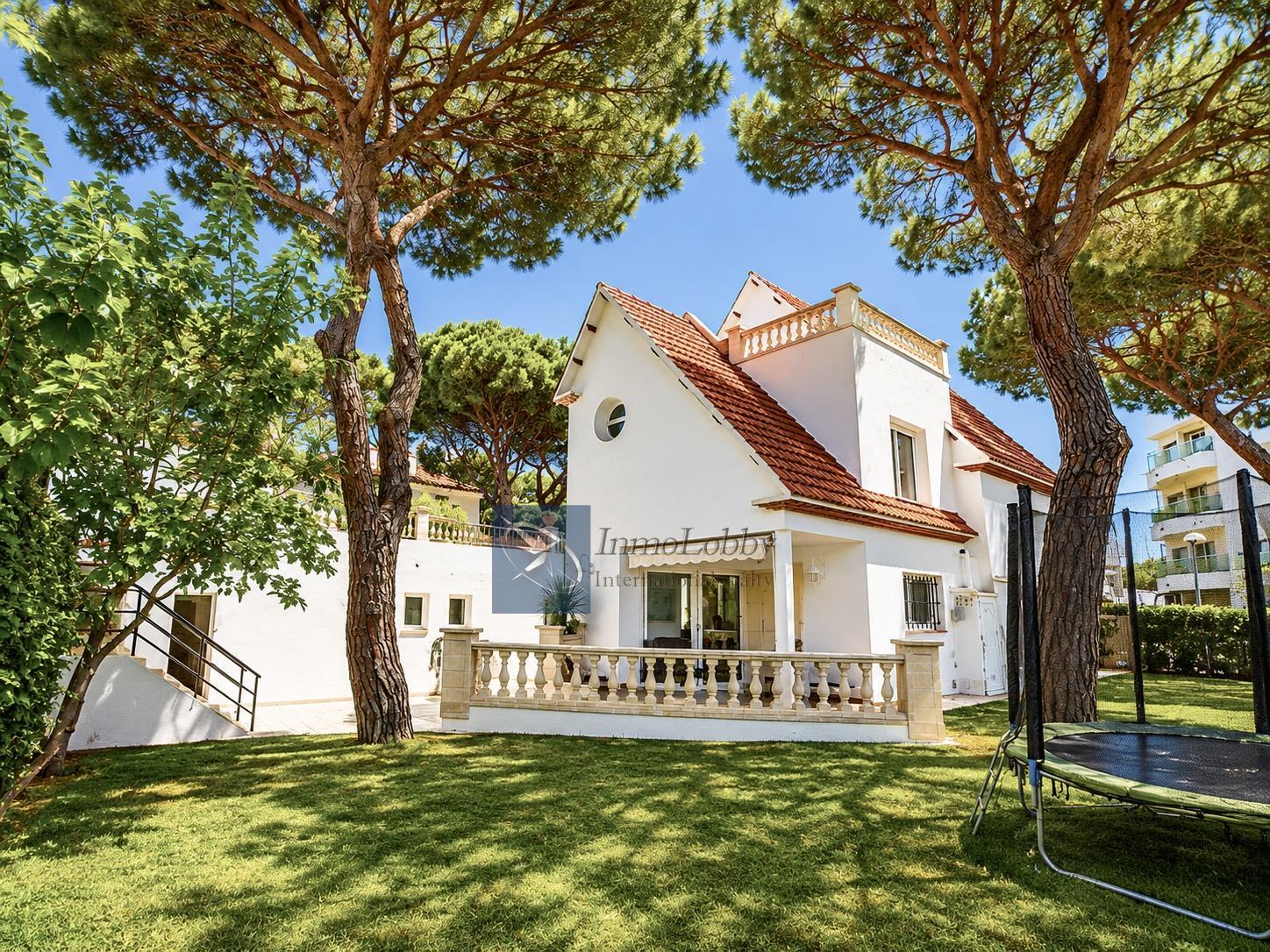 Alquiler de casa en Castell-Platja d´Aro