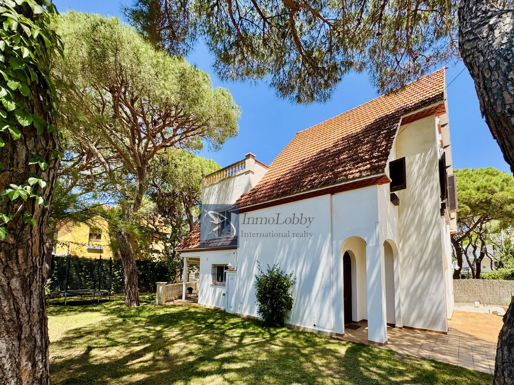 Alquiler de casa en Castell-Platja d´Aro