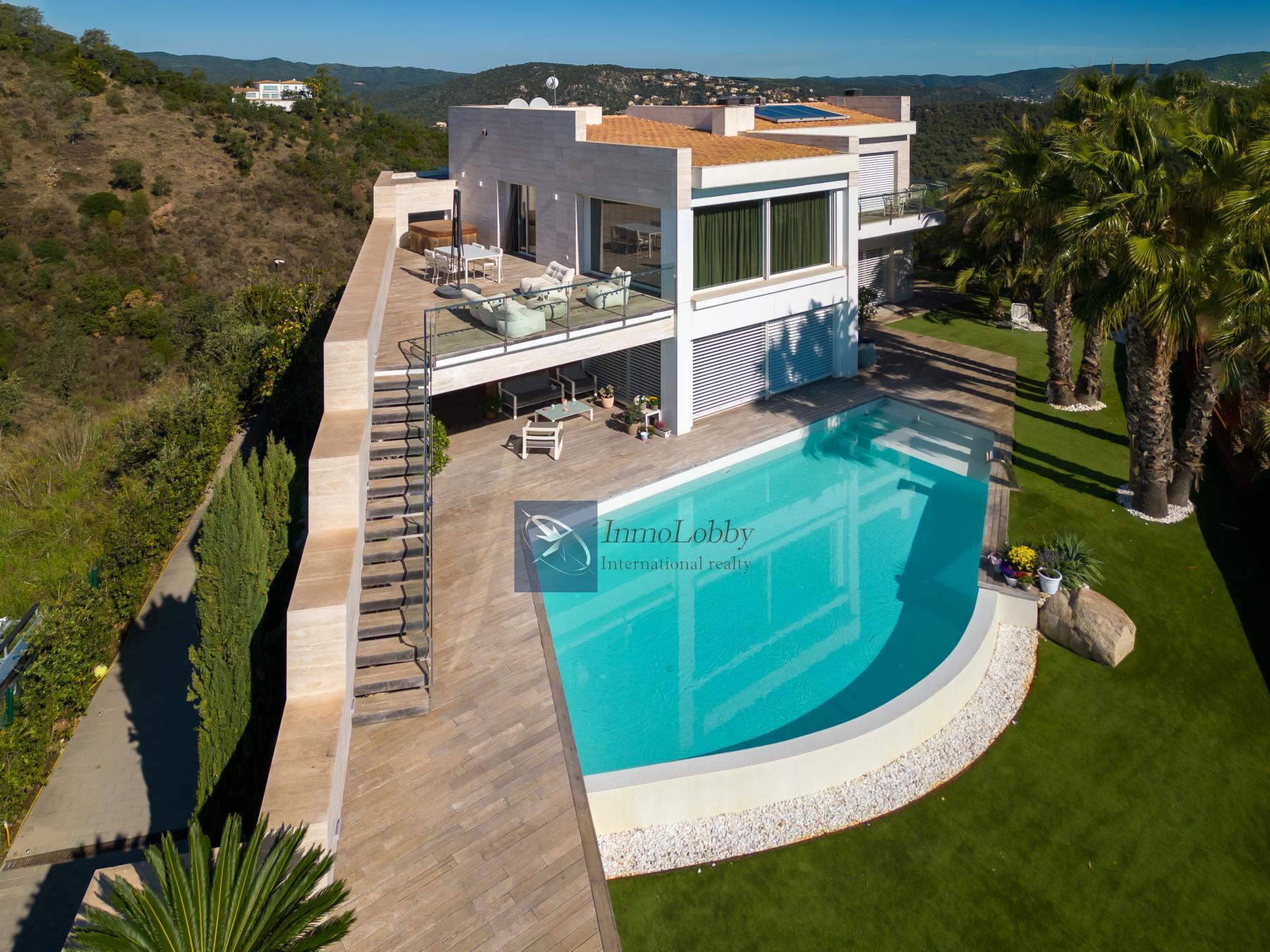 Zu verkaufen von villa in
 Platja d´Aro