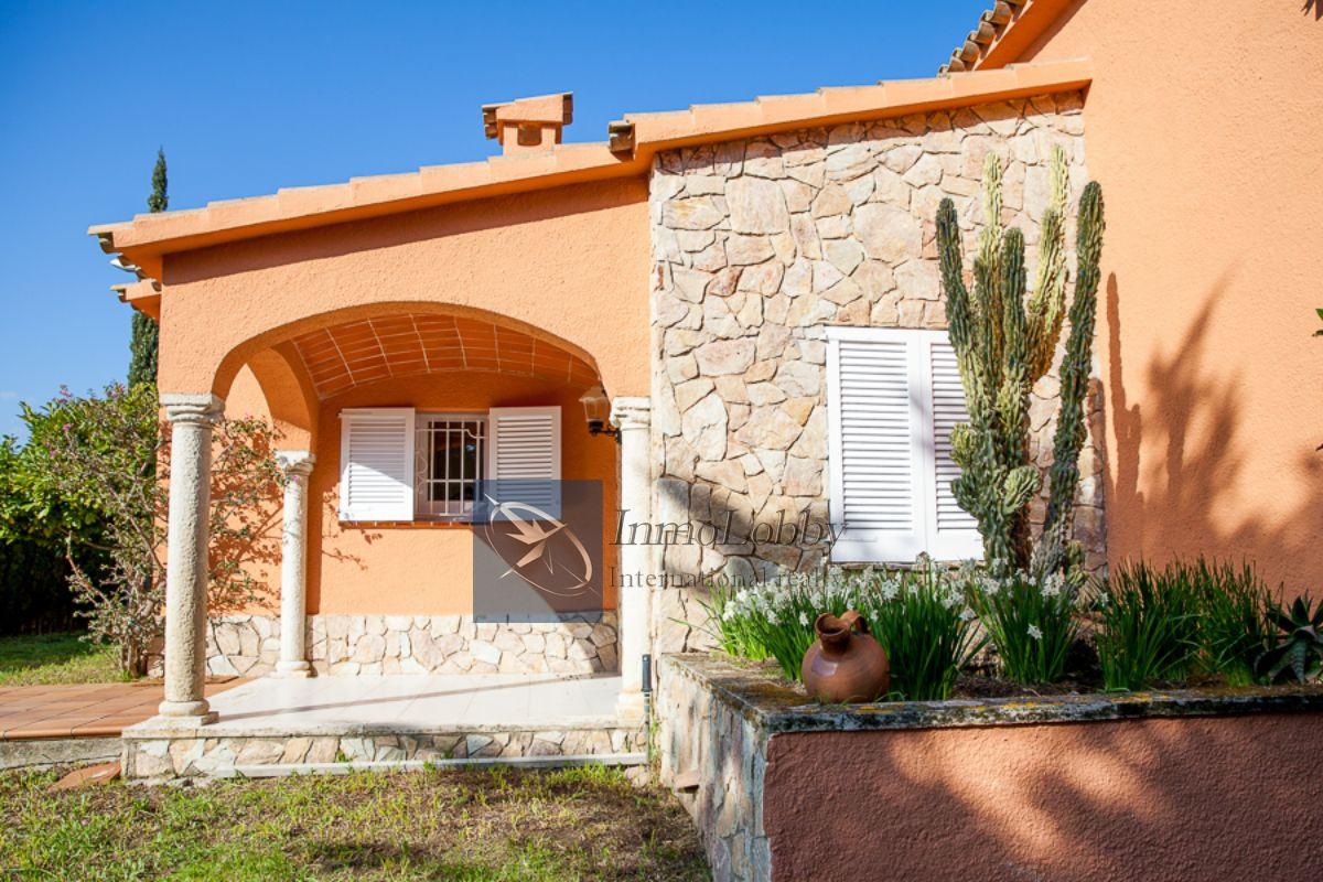 For sale of house in Sant Feliu de Guíxols