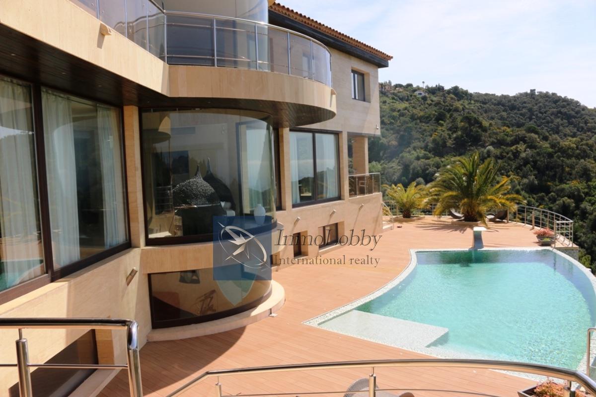 For sale of villa in Platja d´Aro