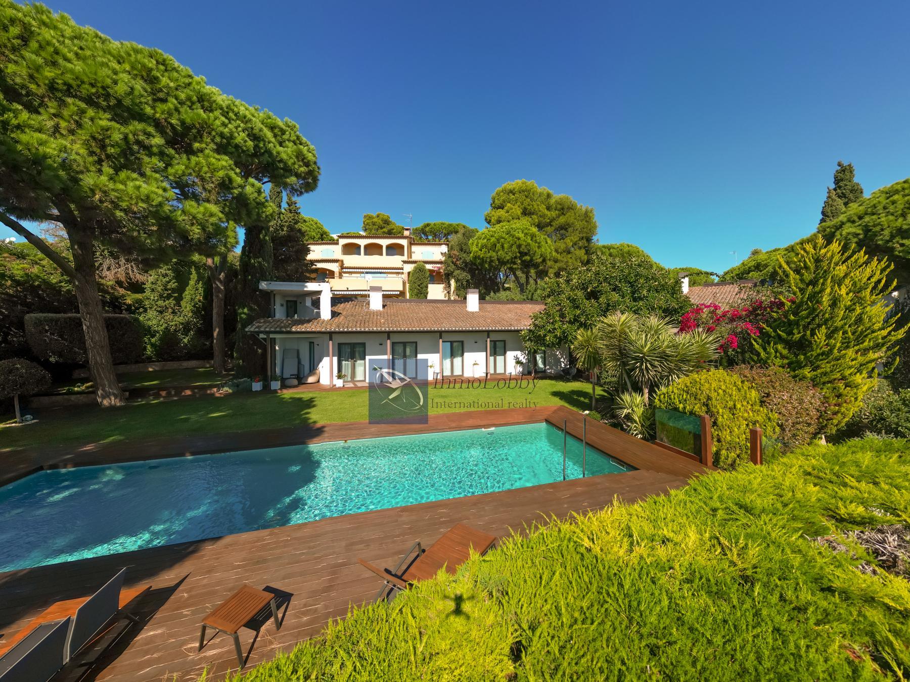 Venda de villa a Sant Antoni de Calonge