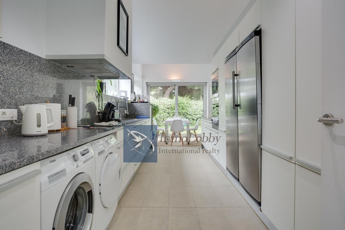 Zu verkaufen von villa in
 S´Agaro Zu verkaufen von villa in
 S´Agaro