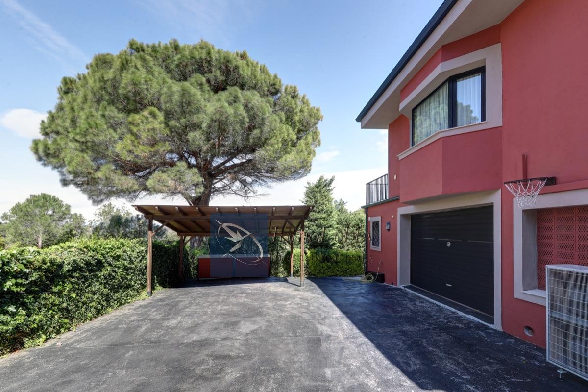 Vente de maison dans Santa Cristina D´aro