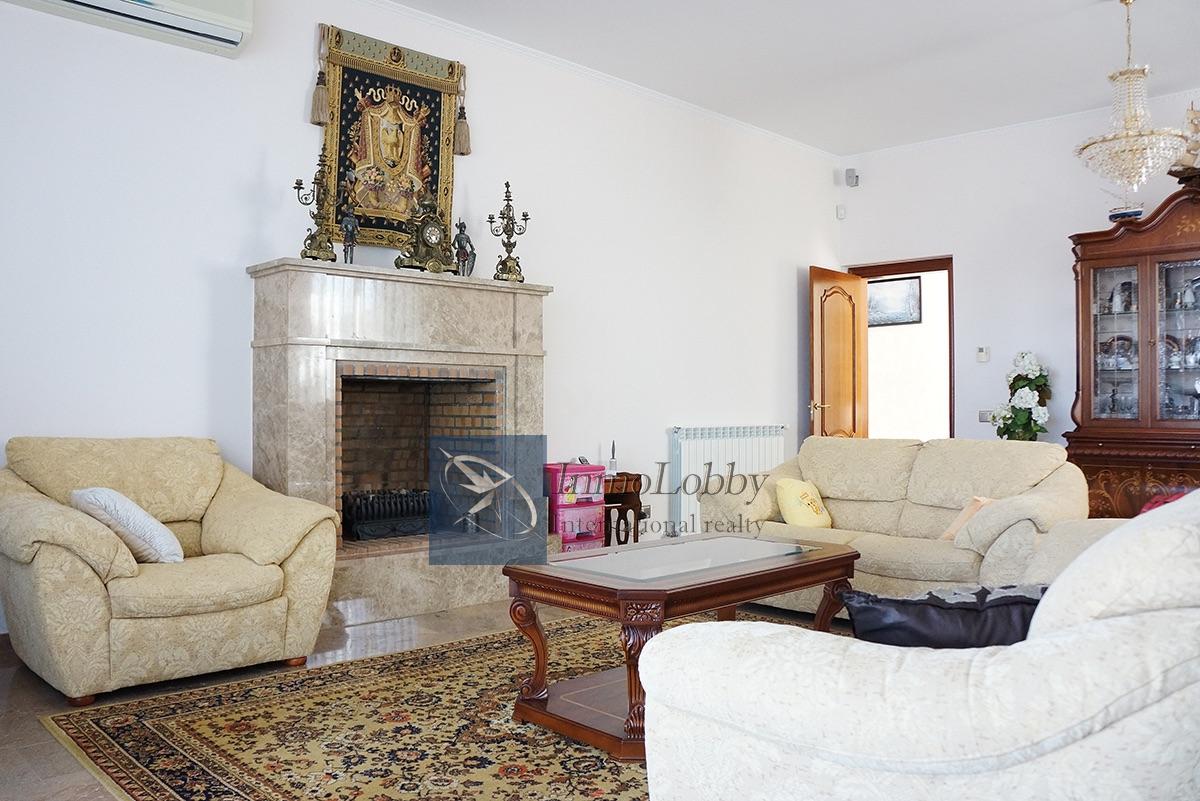 For sale of villa in S´Agaro