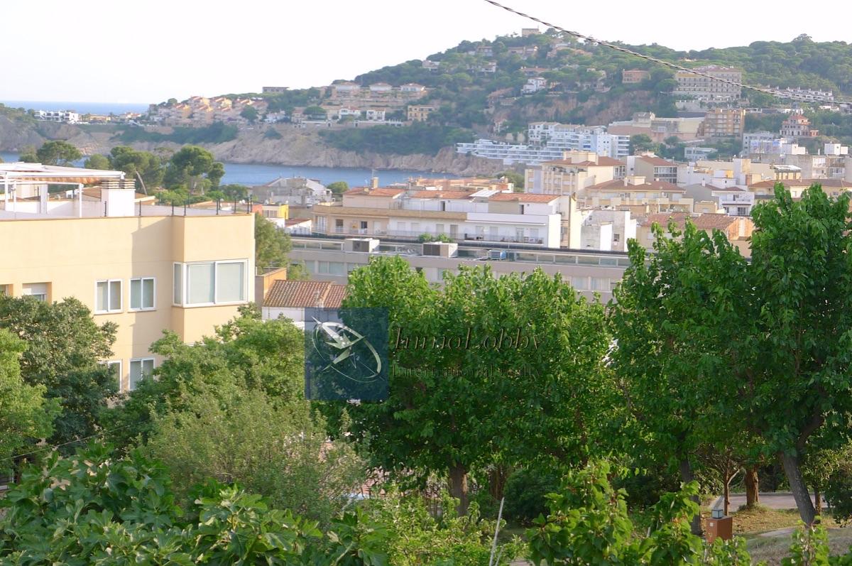 For sale of house in Sant Feliu de Guíxols