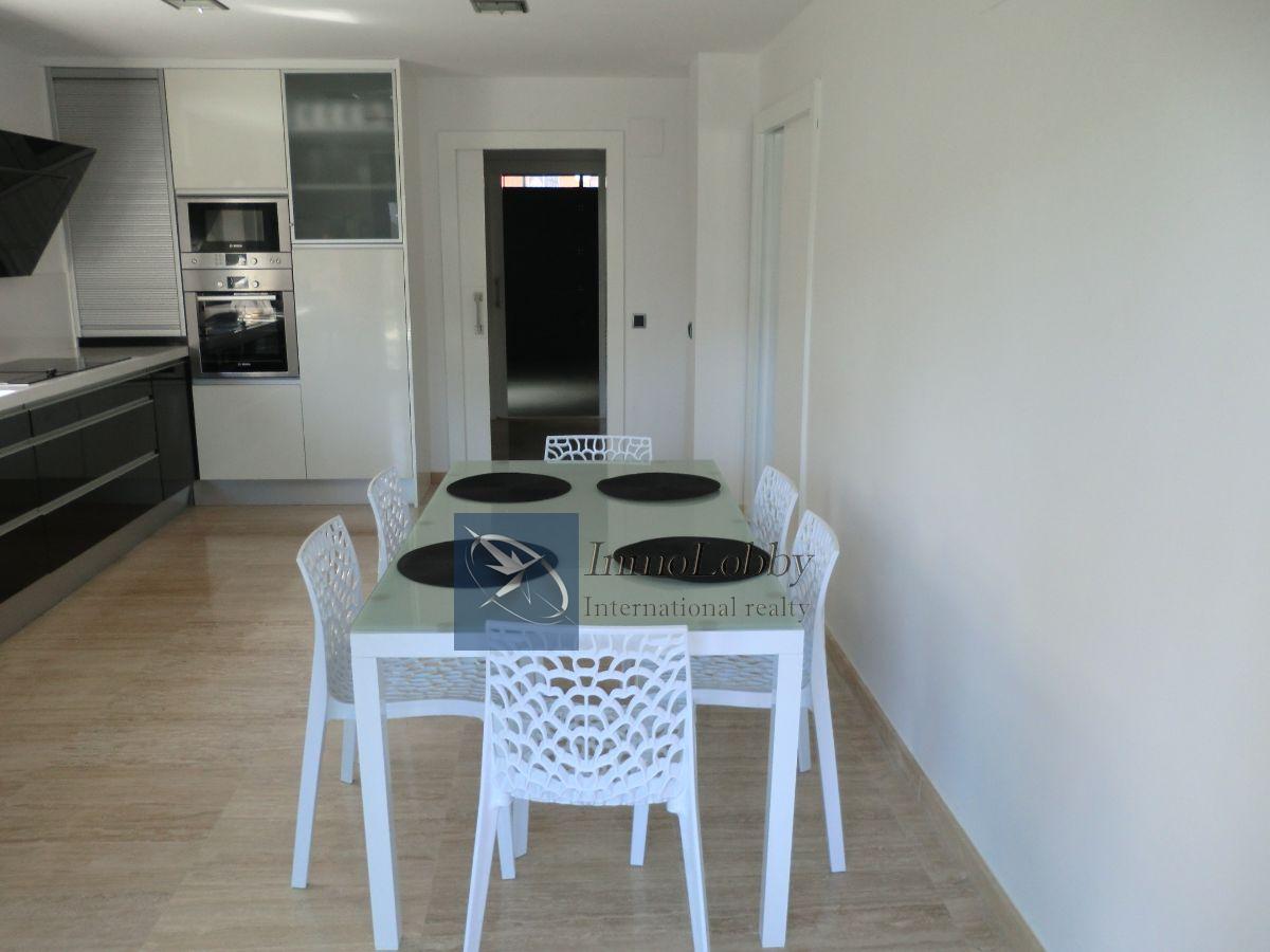 For rent of villa in S agaro