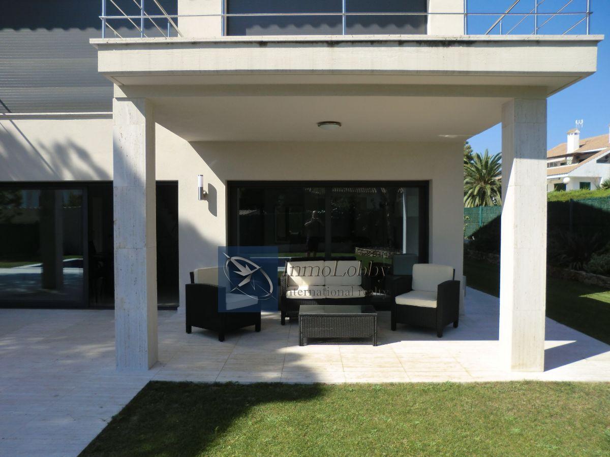 For rent of villa in S agaro