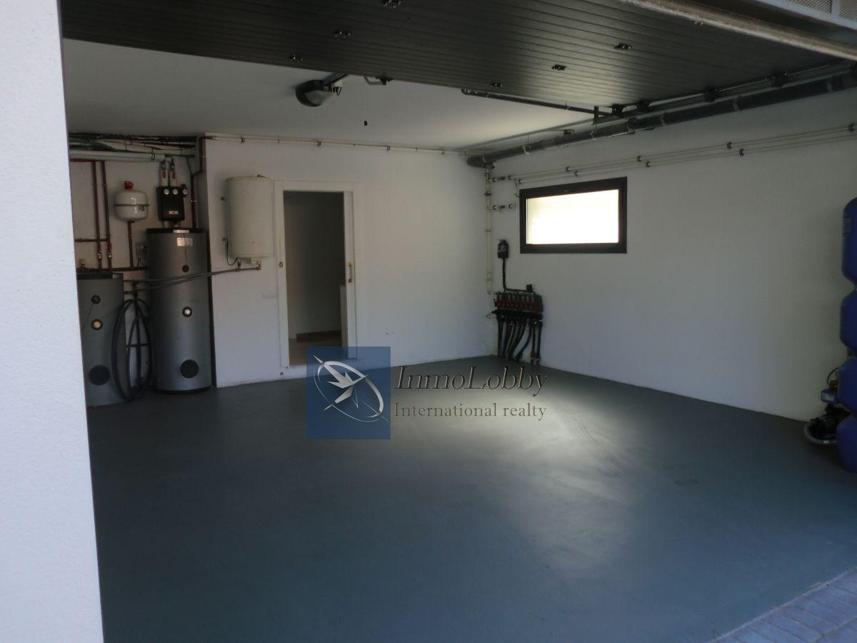 For rent of villa in S agaro