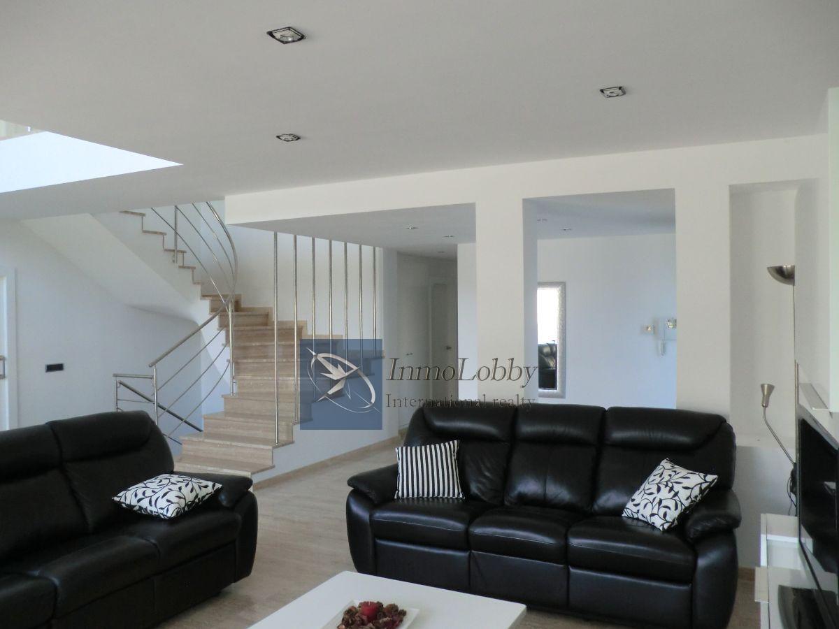 For rent of villa in S agaro