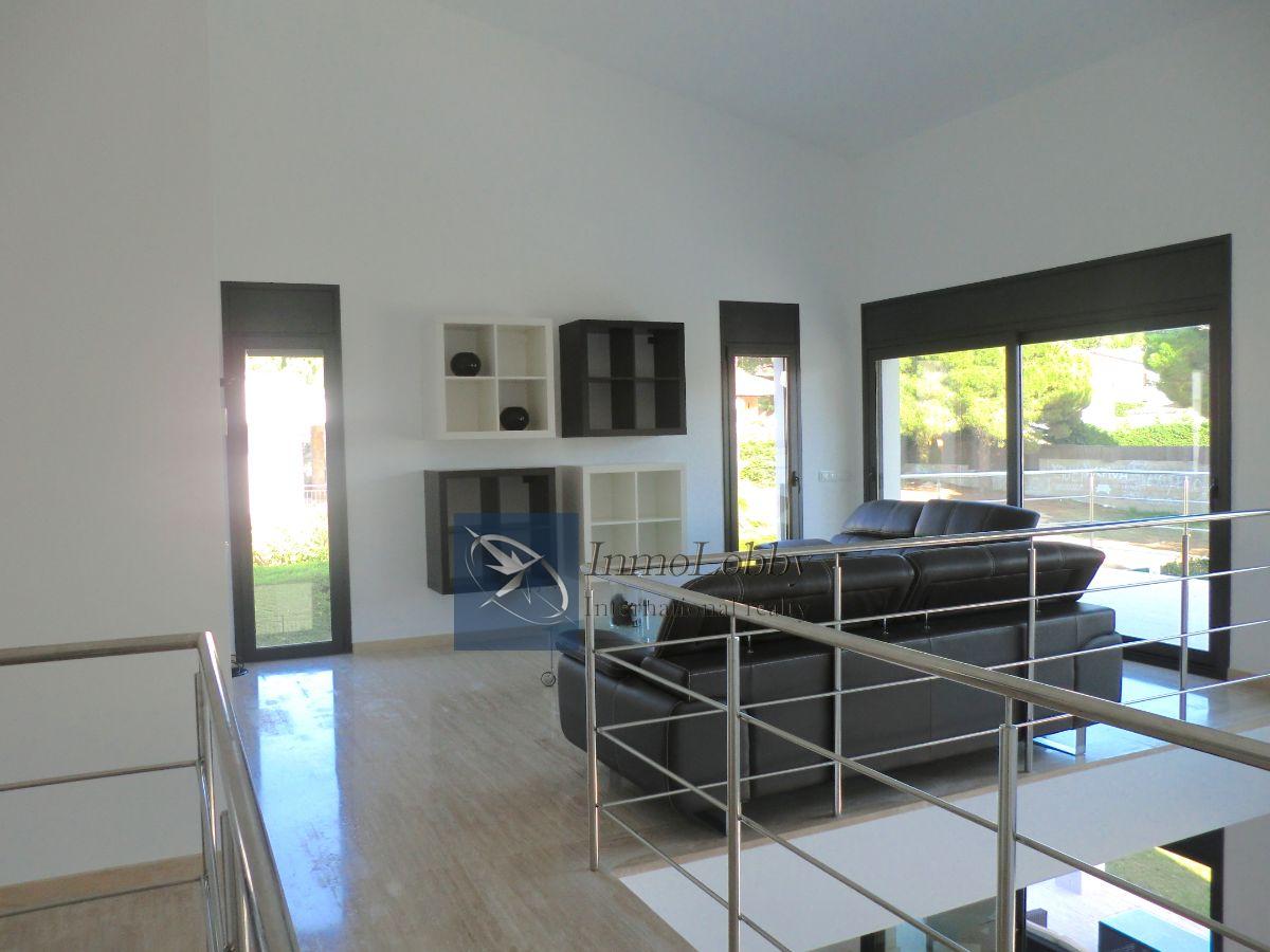 For rent of villa in S agaro