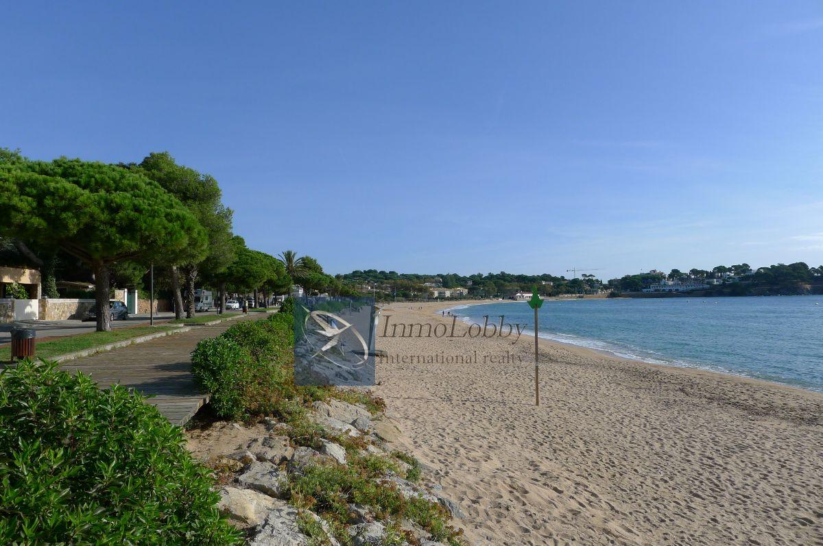 For rent of villa in S agaro
