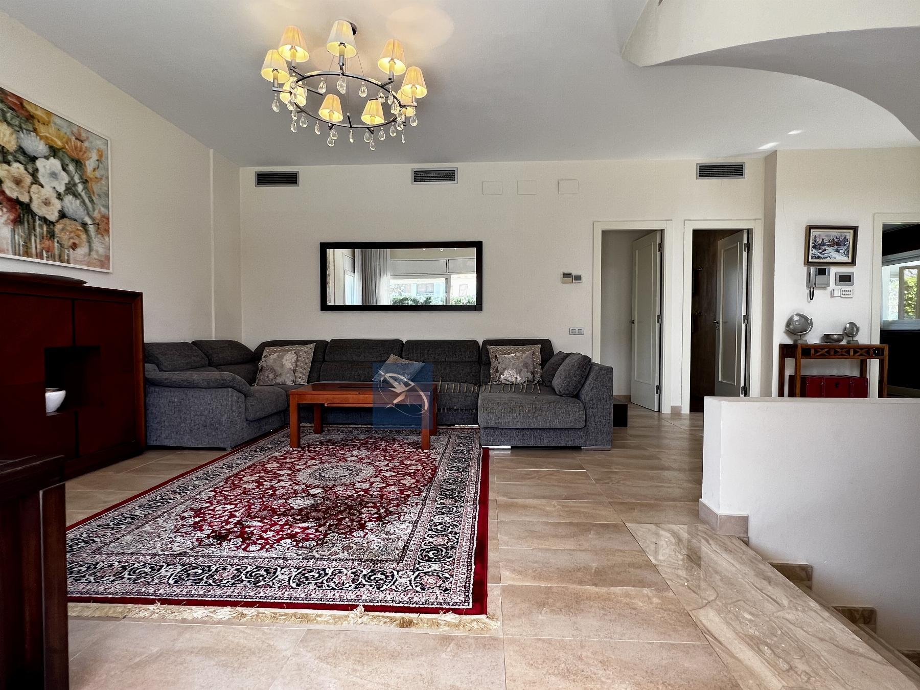 Продажа от

 Домa на Platja d´Aro