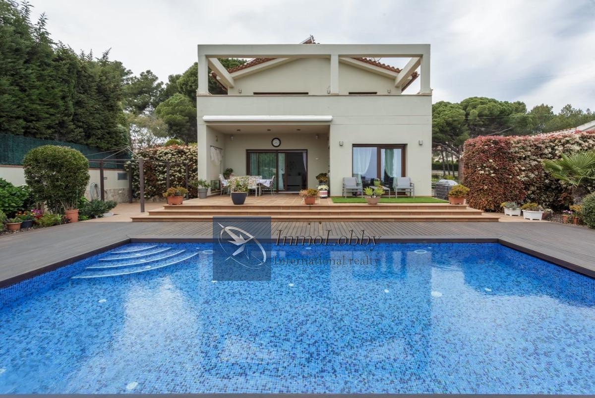 For sale of house in Sant Antoni de Calonge