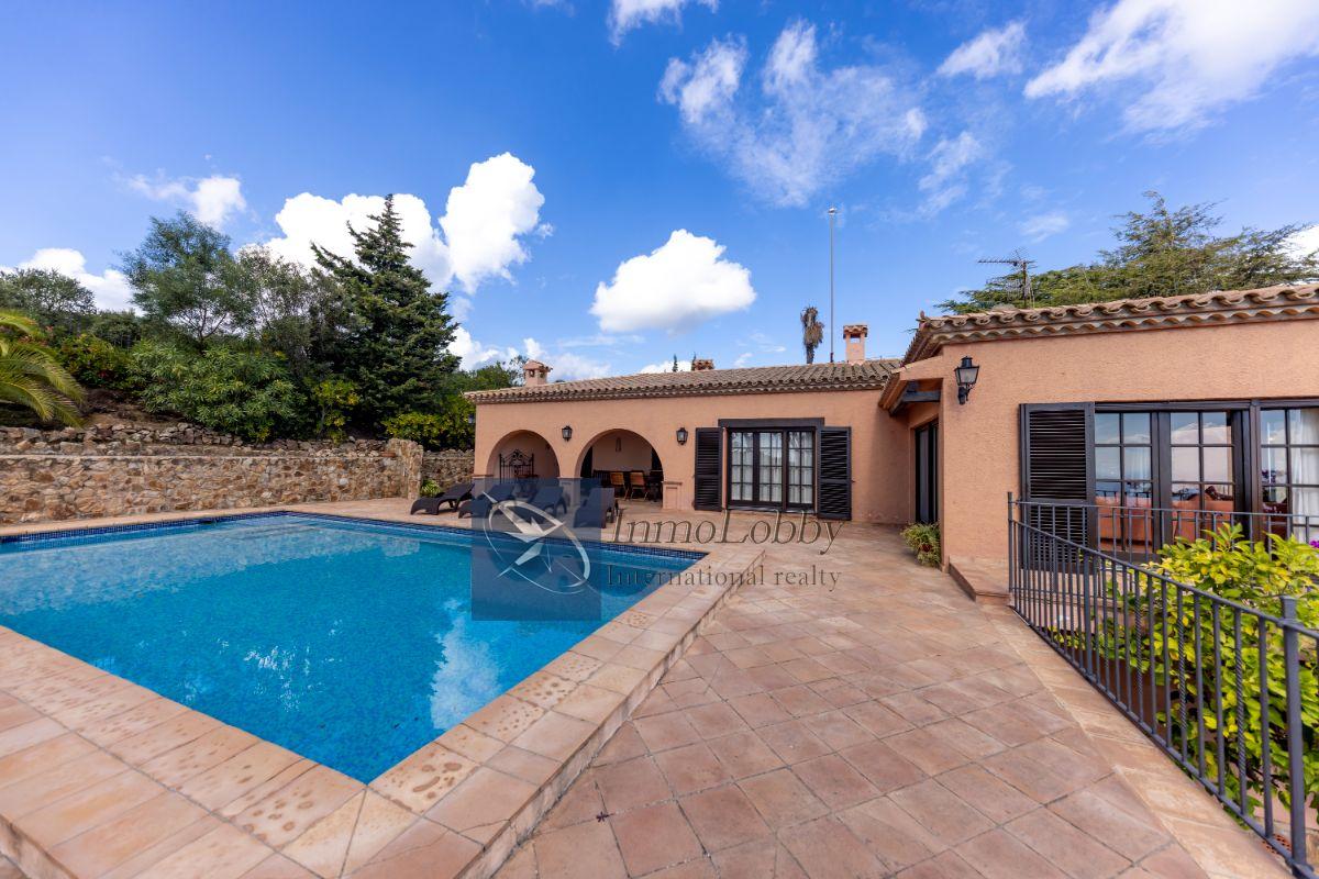 For sale of villa in Castell-Platja d´Aro