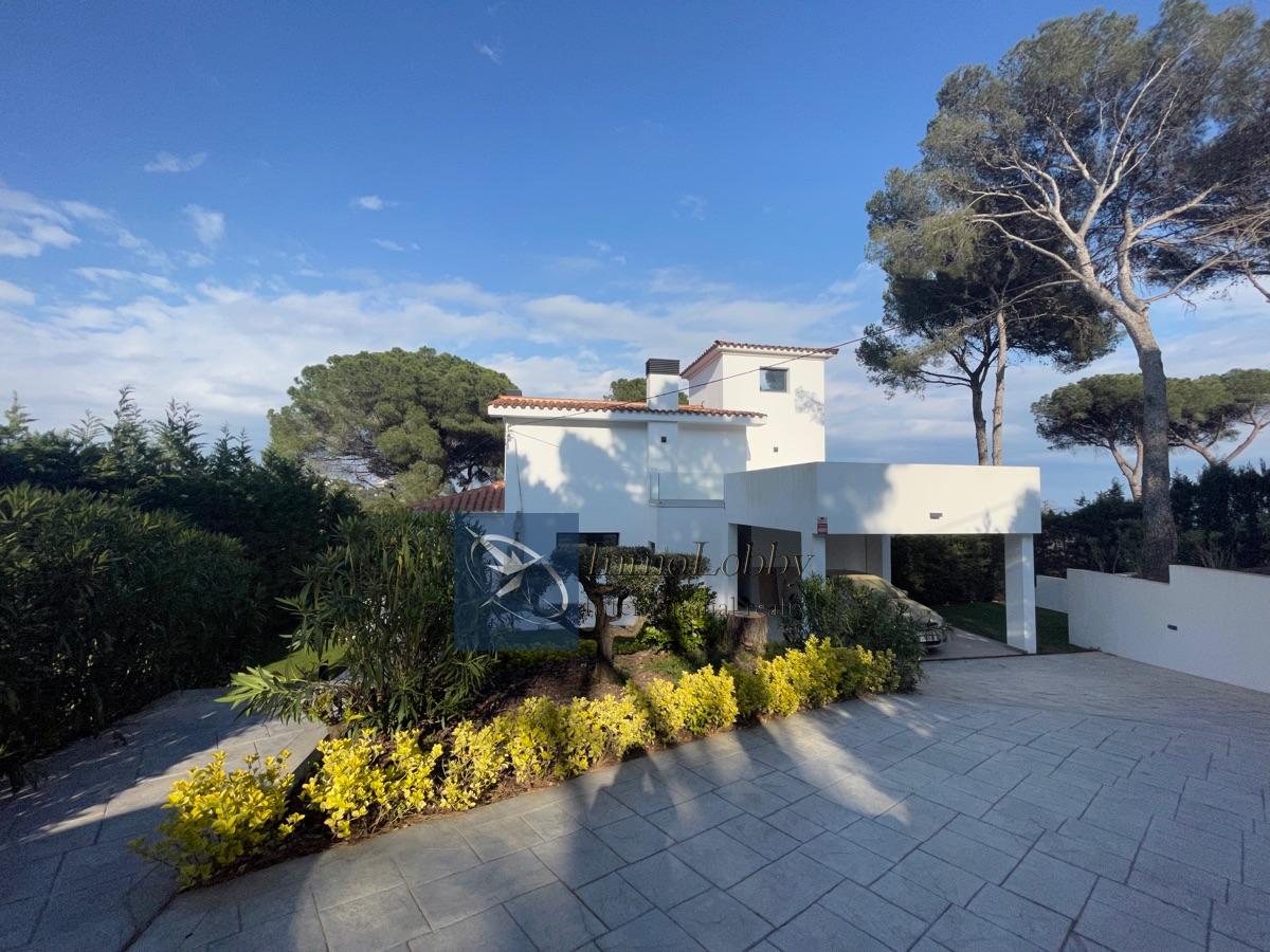 For sale of house in Sant Antoni de Calonge