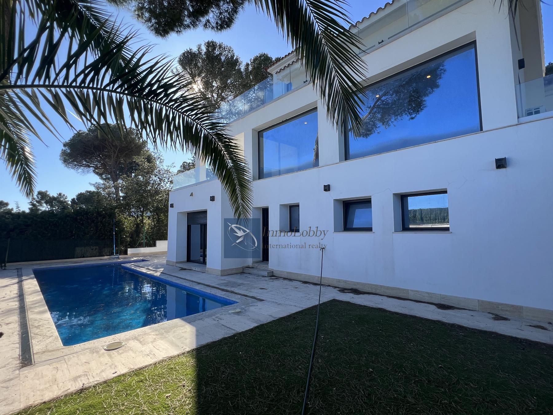 For sale of house in Sant Antoni de Calonge