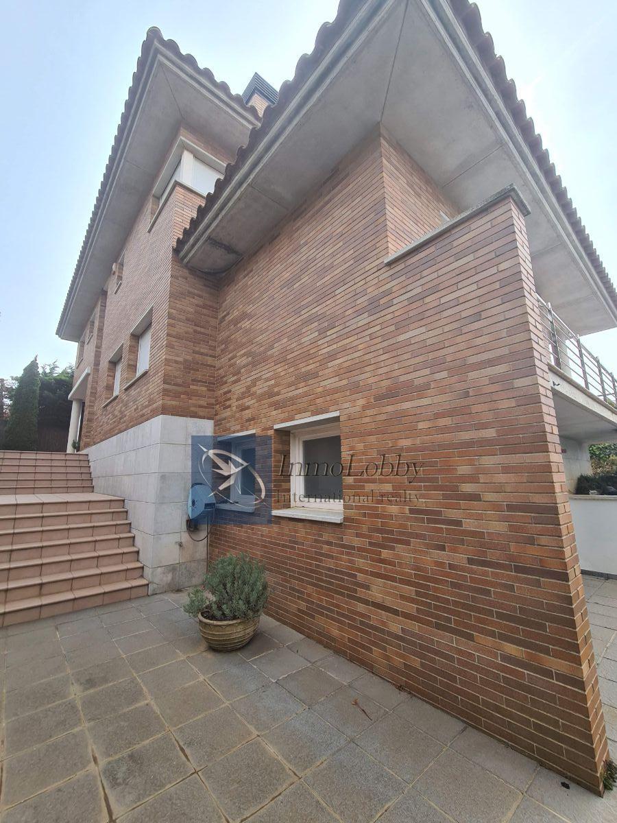 Entry/Exit