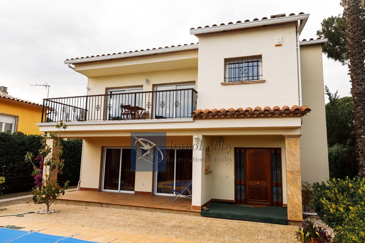 Venta de casa en Calonge