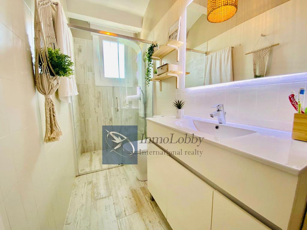 For sale of house in S agaro