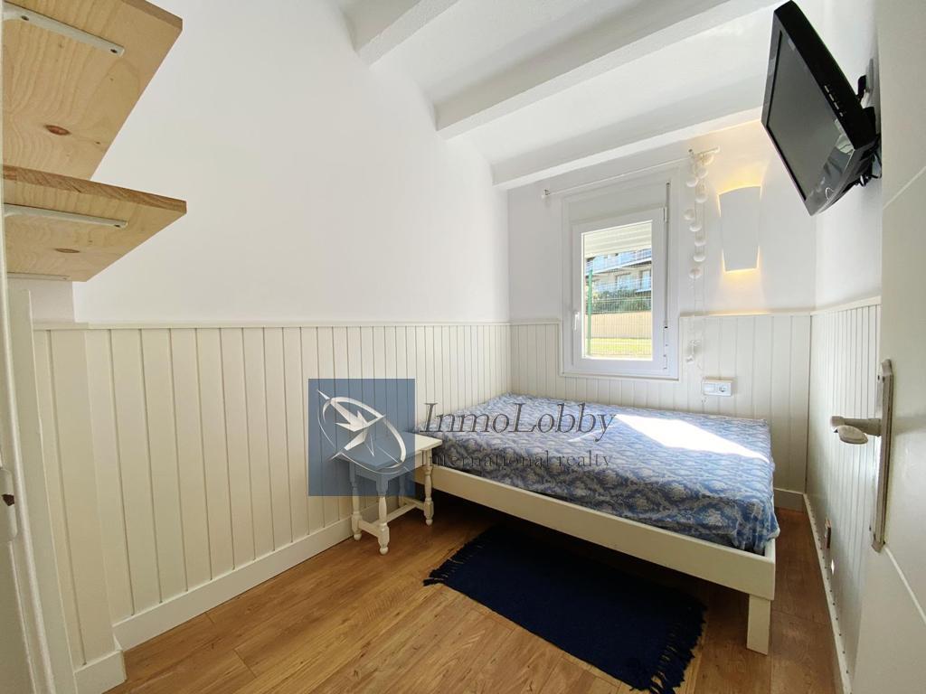 For sale of house in S agaro