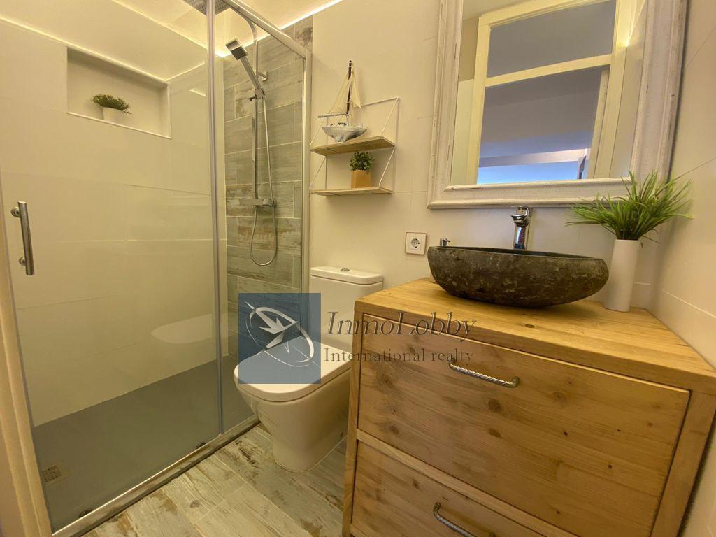 For sale of house in S agaro