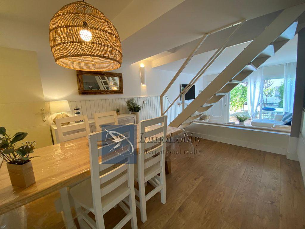 For sale of house in S agaro