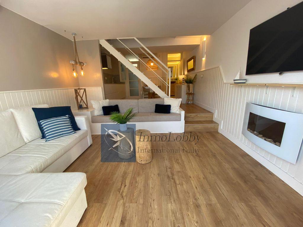 For sale of house in S agaro