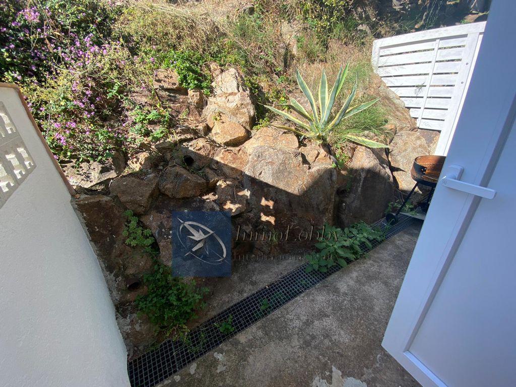 For sale of house in S agaro
