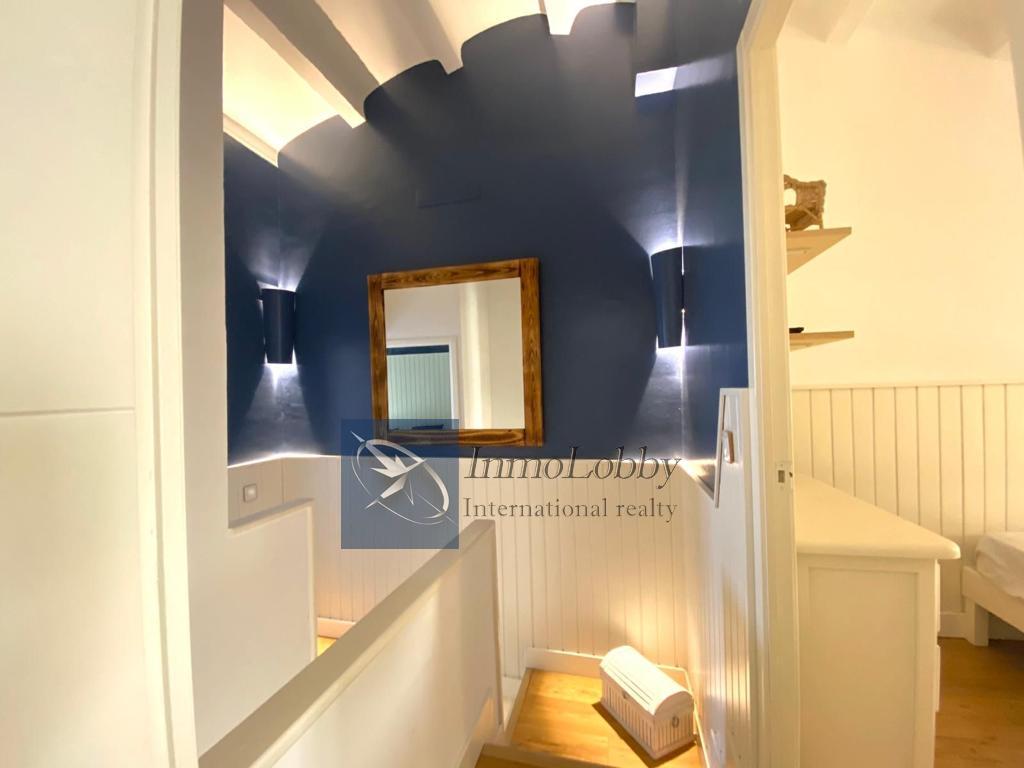 For sale of house in S agaro