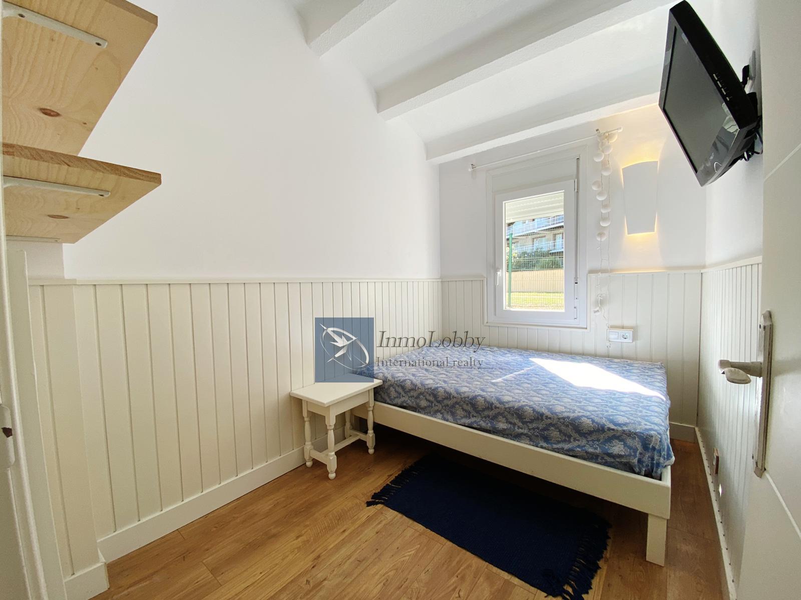 For sale of house in S agaro