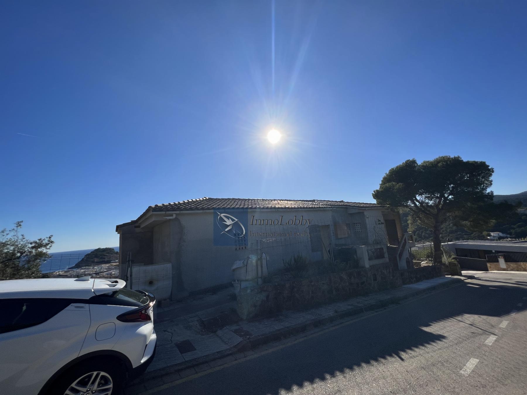 For sale of house in Tossa de Mar