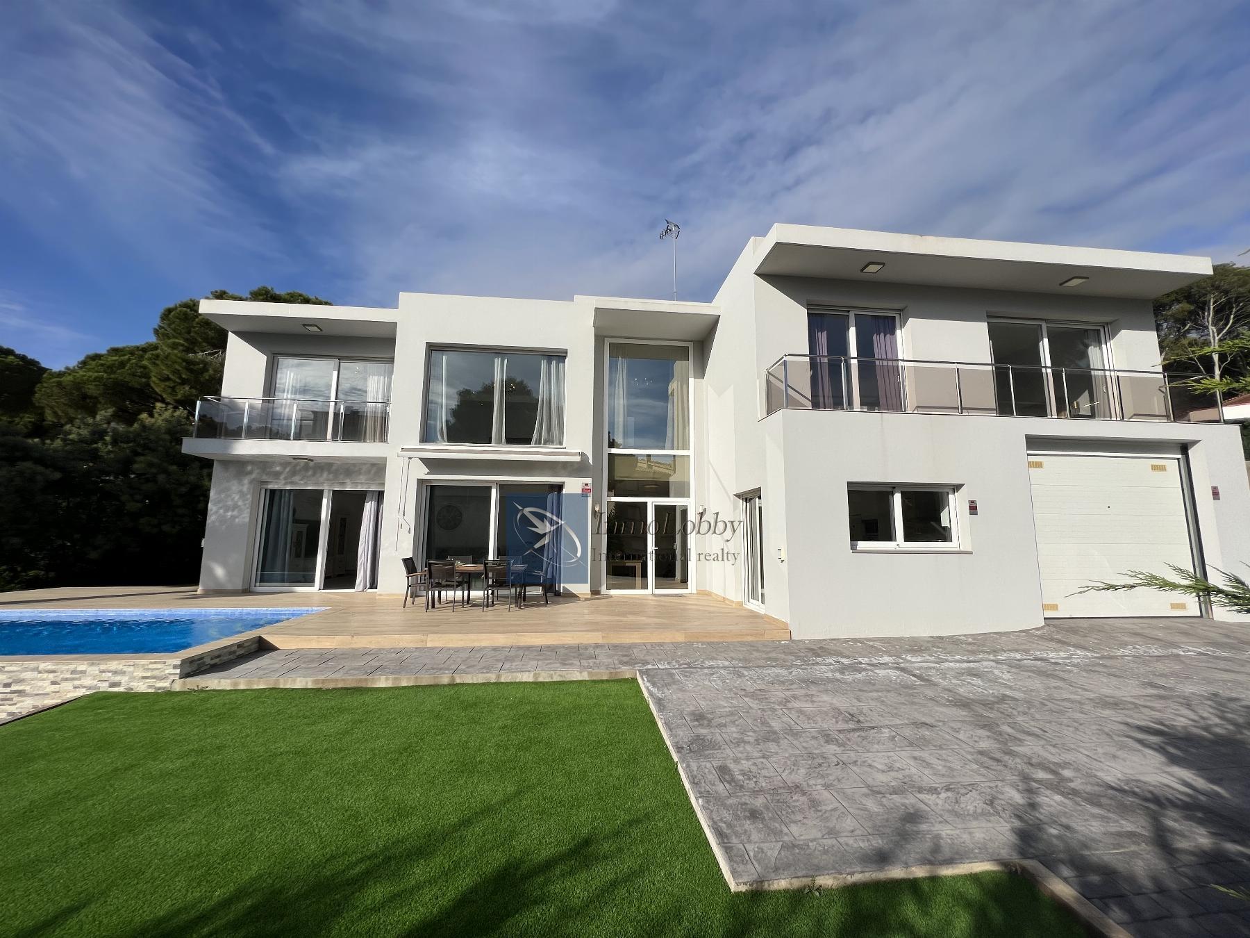 Venta de villa en Calonge