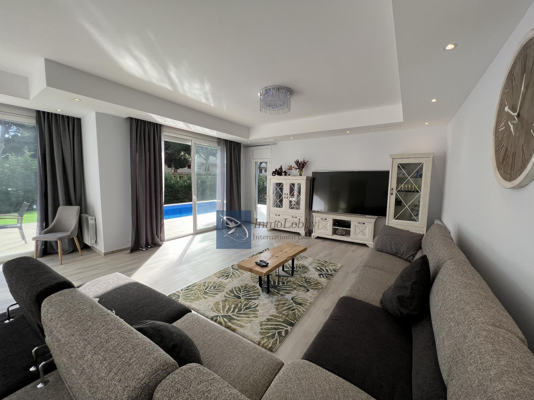 Venta de villa en Calonge