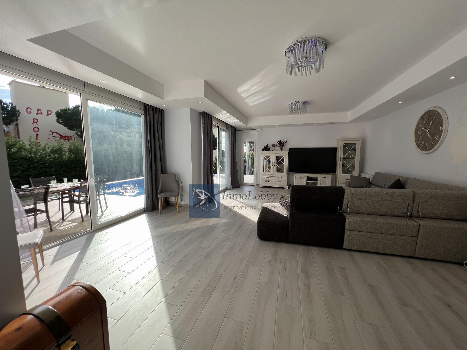 Venta de villa en Calonge