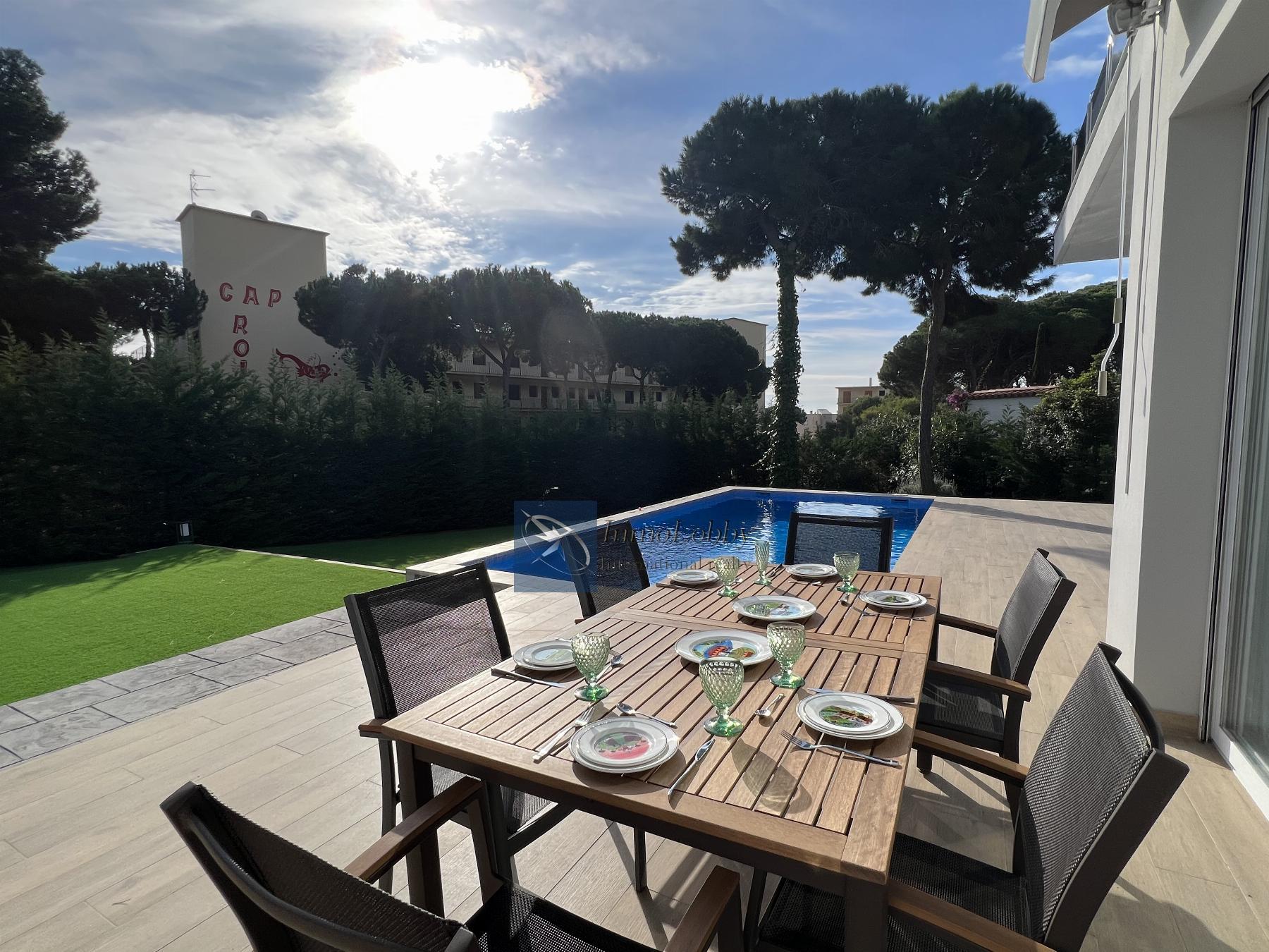 Venta de villa en Calonge