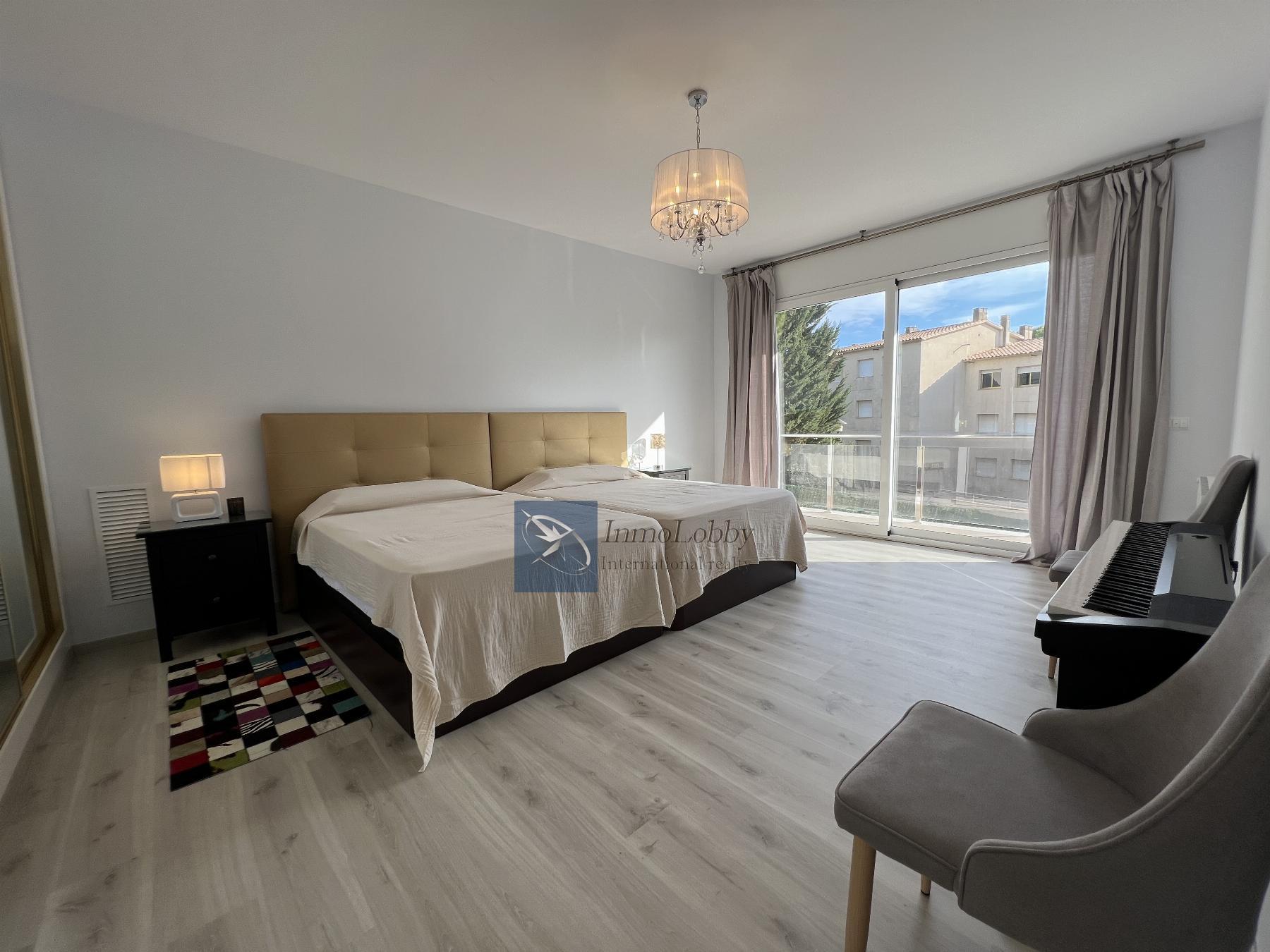 Venta de villa en Calonge