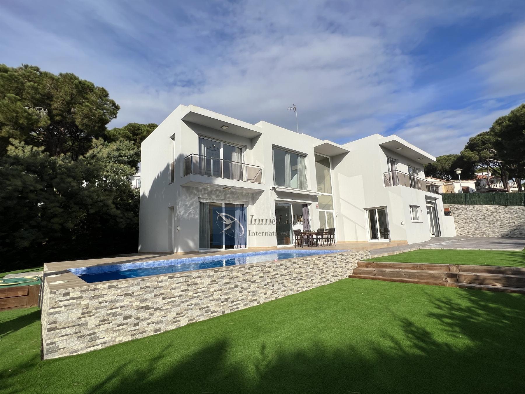 Venta de villa en Calonge
